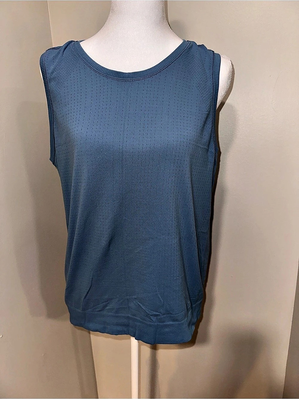 Athleta Blue Athletic Tank Top Size Medium